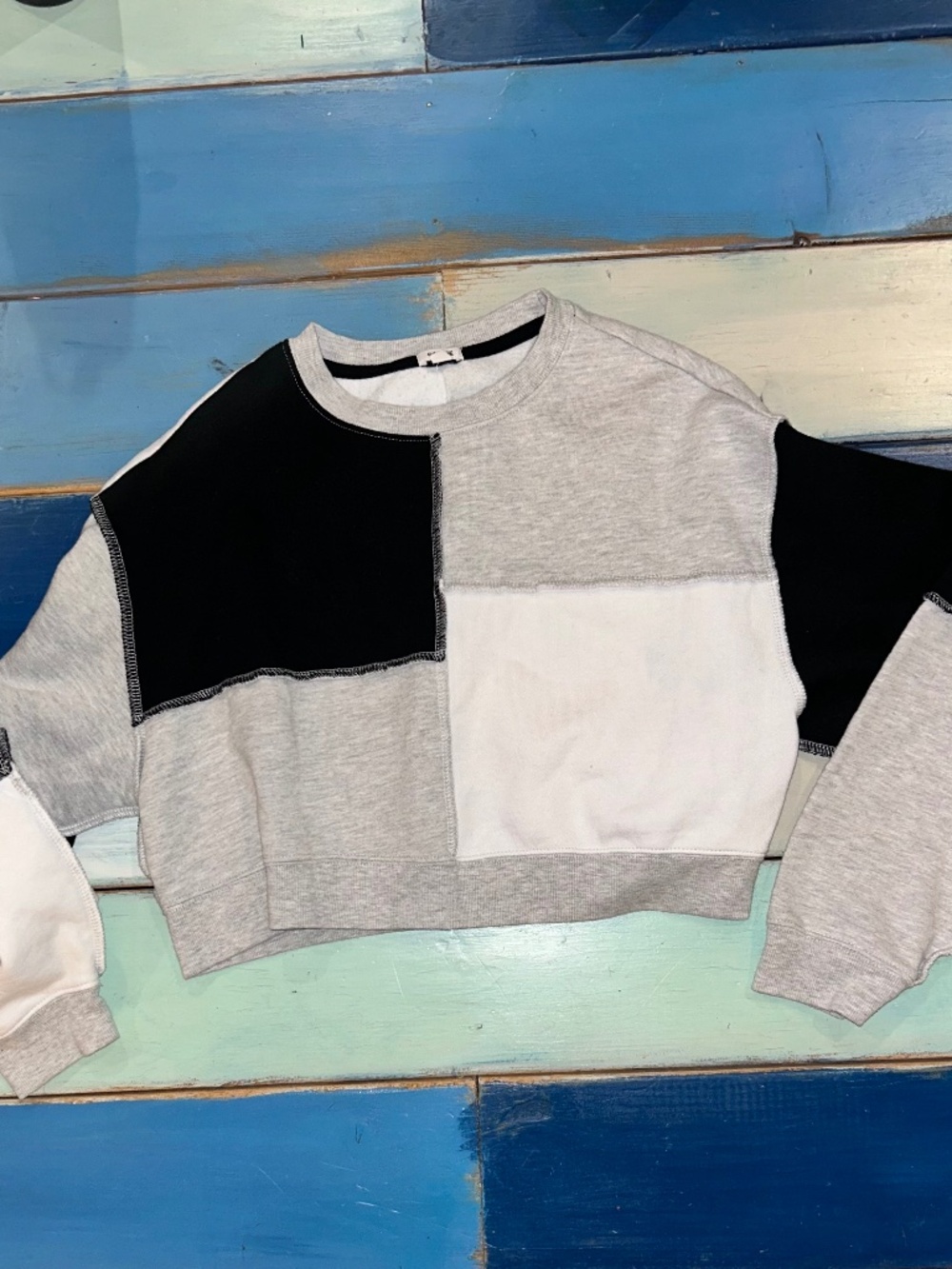 Garage Patchwork Colorblock Cropped Sweatshirt Women’s XS Exposed Seams